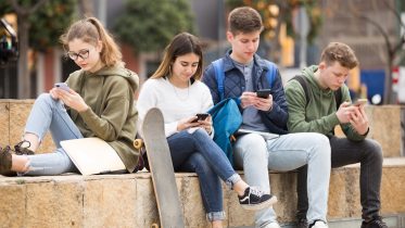 Undersøgelse: Brug af smartphone kan forbedre unges humør