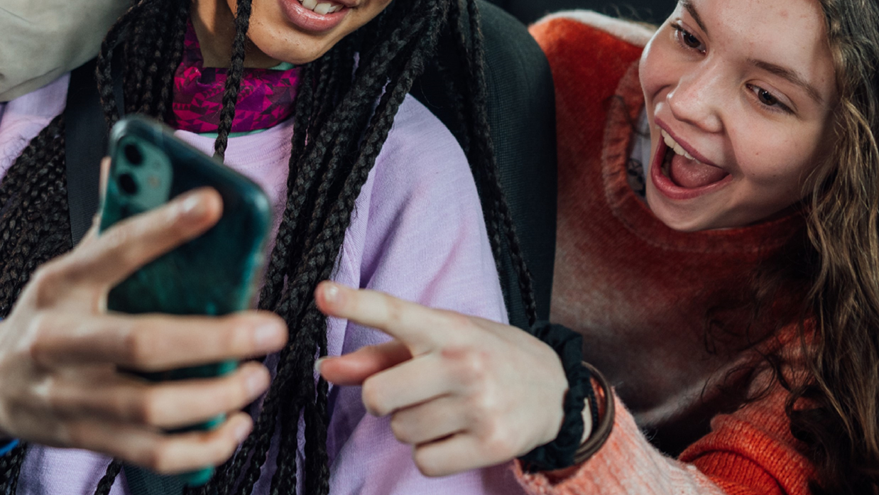 Nu bliver folkeskolen fri for skadelige mobiltelefoner