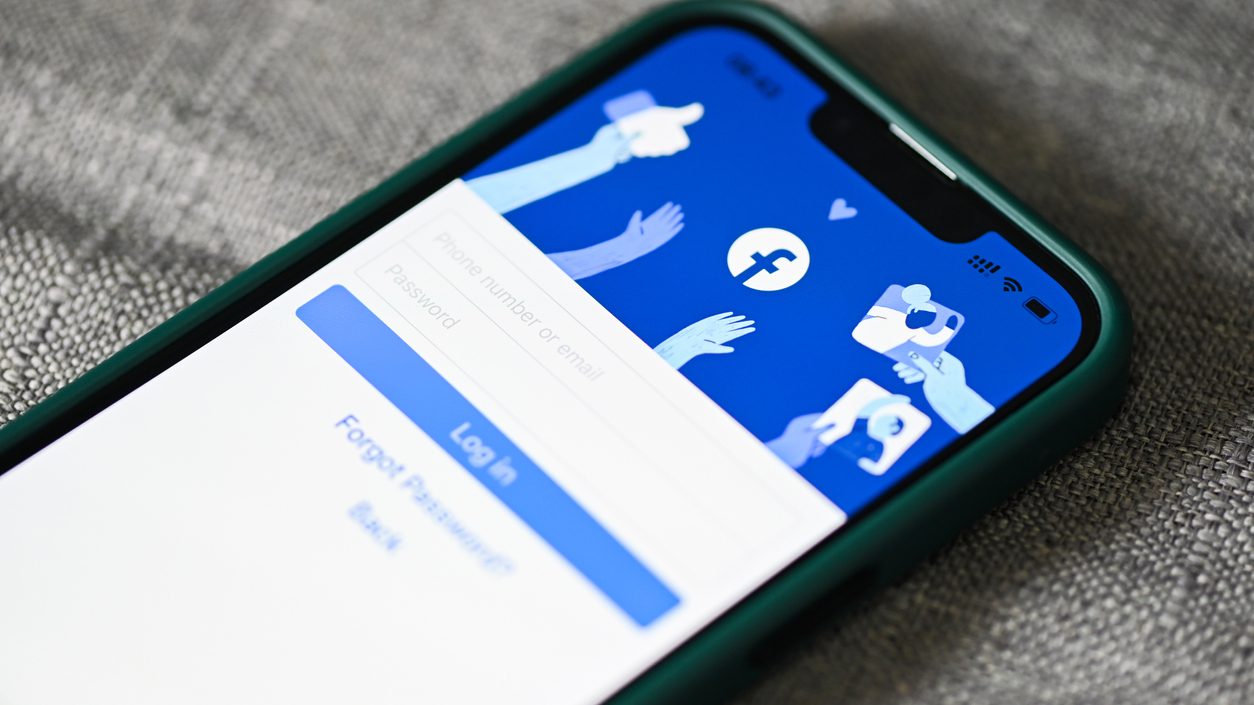 Unge voksne er fremtiden for Facebook