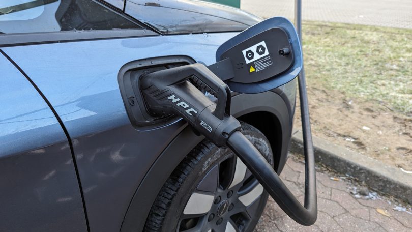 Prisen på elbilbatterier faldet med 90 %