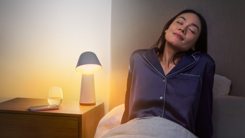 Retrolampen Philips Hue Twilight bringer solopgangen til din seng
