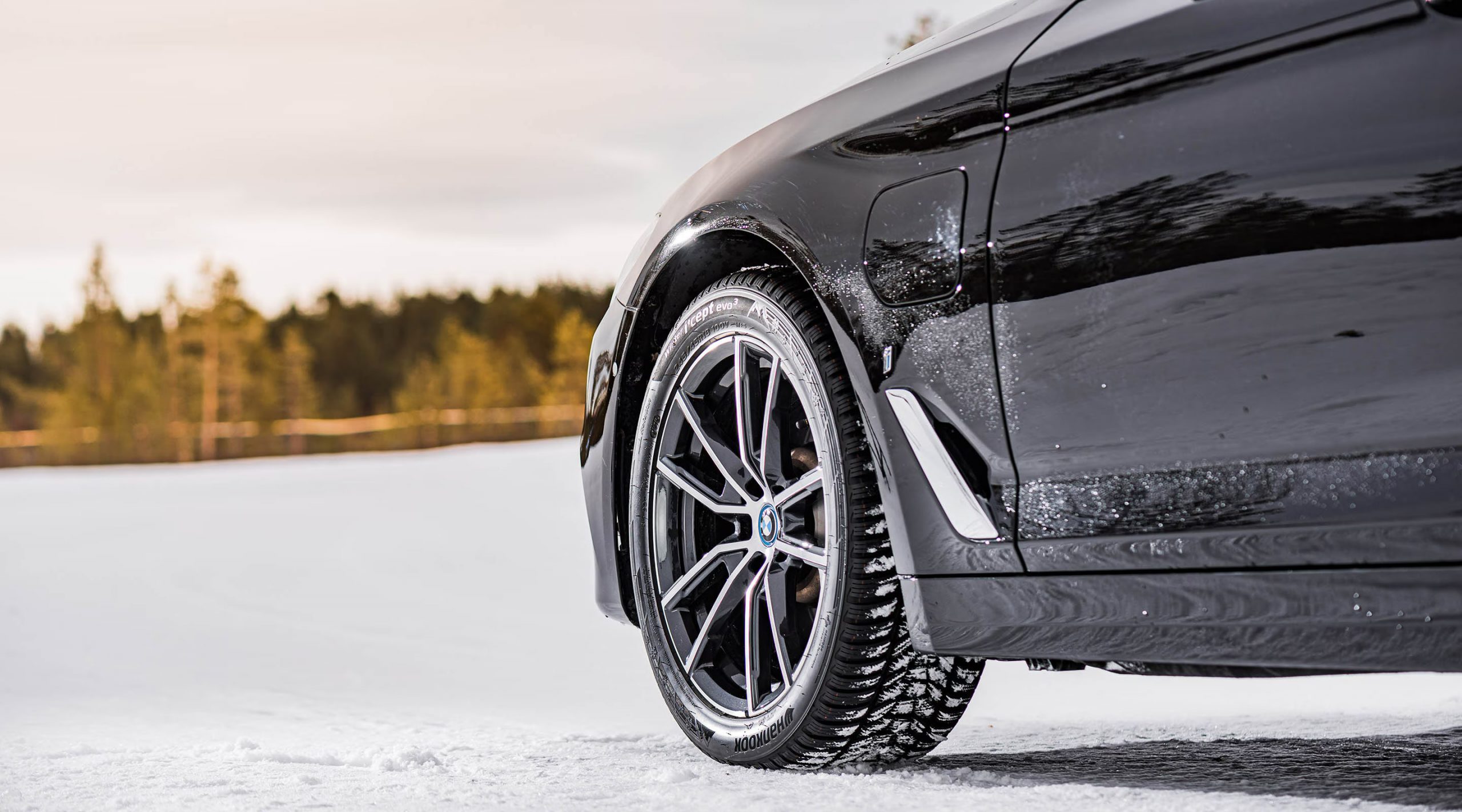 Hankook Winter i*cept evo3 W330 - bedste vinterdæk, oktober 2025