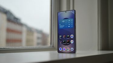 Samsung viser ny mobilskærm med vild lysstyrke