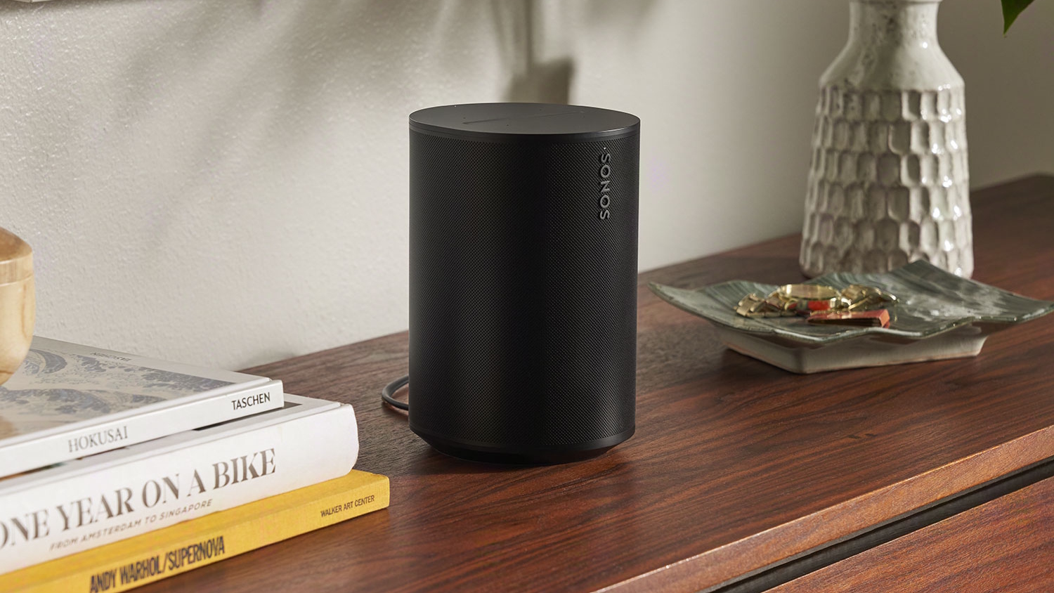 Sonos Era 100 - bedste smart-højttaler, november 2025