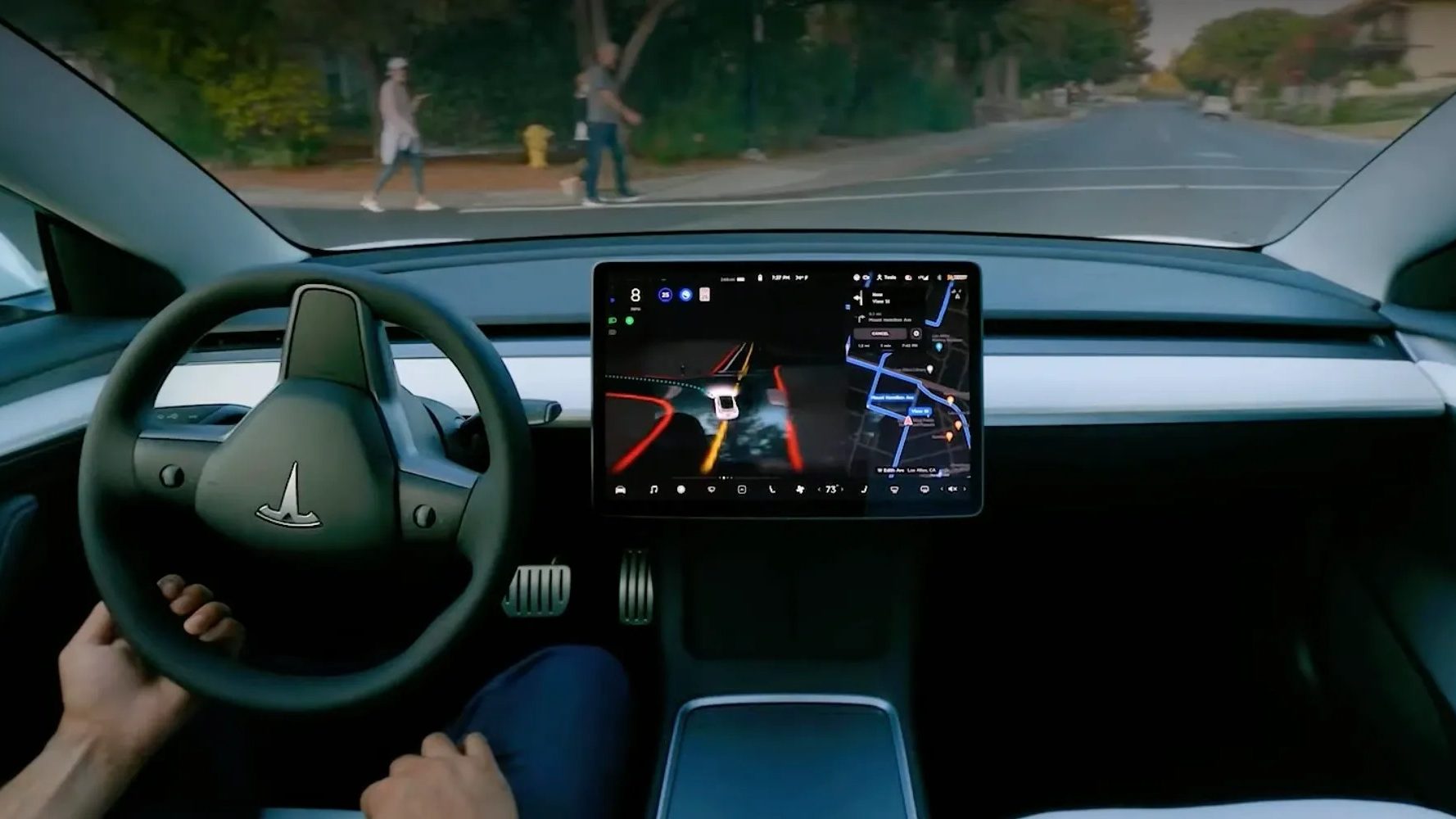 Ældre Teslaer skal opgraderes for at blive ægte selvkørende