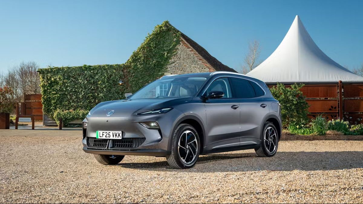 MG lancerer MGS5: Prisbillig SUV med lang rækkevidde