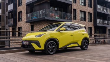 Test, bedømmelse og pris på BYD Dolphin Surf