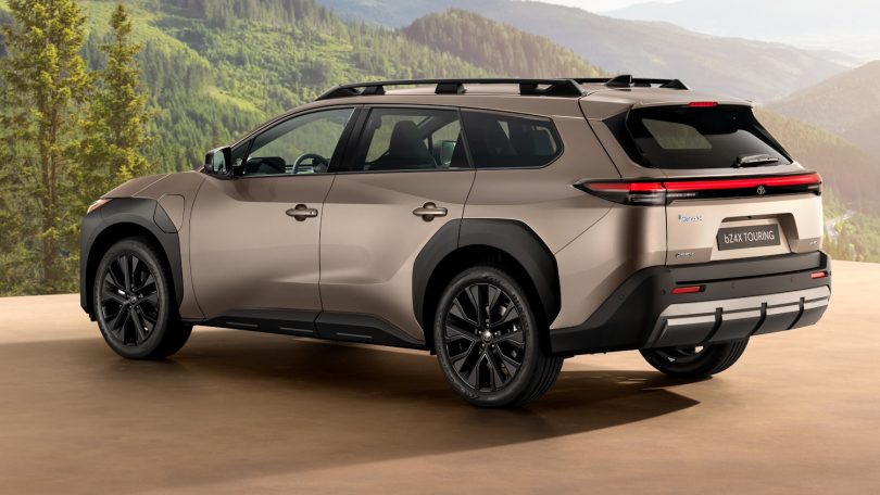 Test, bedømmelse og pris på Toyota bZ4X Touring