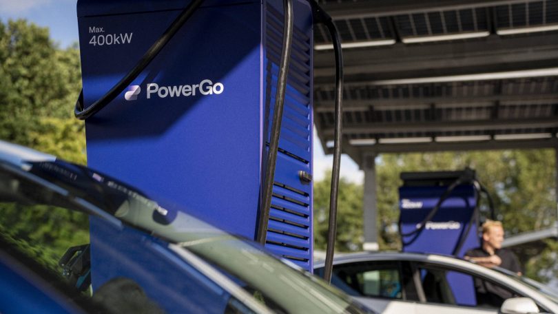 Clever-kunder kan nu lade elbilen ved PowerGo