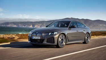Ny BMW i4 har længere rækkevidde og flere hestekræfter