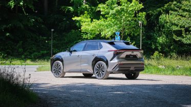 Ny forbedret Toyota bZ4X klar til Danmarkspremiere