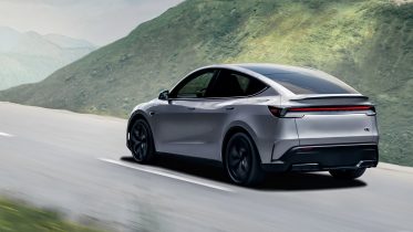 Ny Tesla Model Y Performance er for dyr