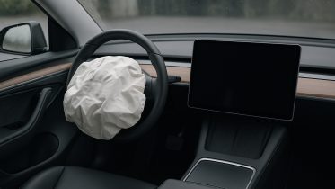 Tesla vil aktivere airbags med kameraer