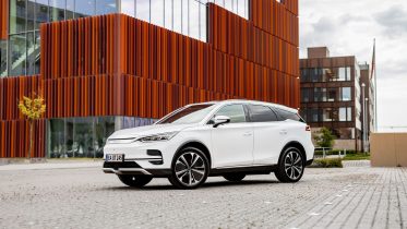 Store prisfald på BYD’s elbiler til familien