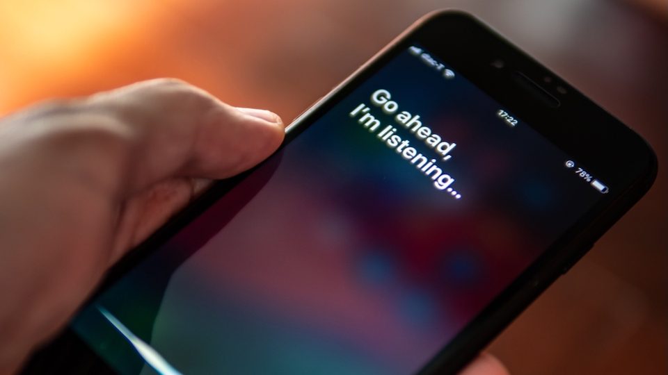 Siri lytter med – nu undersøges Apple igen