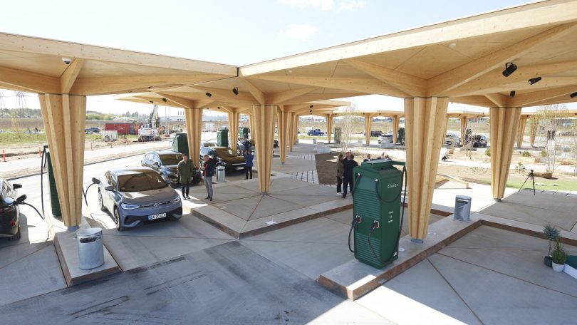 Her er det svært at oplade elbilen