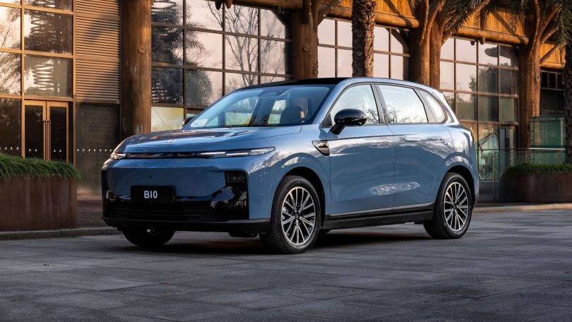 Billig kinesisk elbil har et es i ærmet