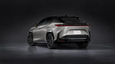 Ny Lexus RZ får store forbedringer til god pris