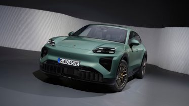 Porsche sætter barren højt med Cayenne Electric