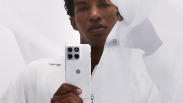 Motorola Edge 70 lanceret årets Pantone Farve 2026