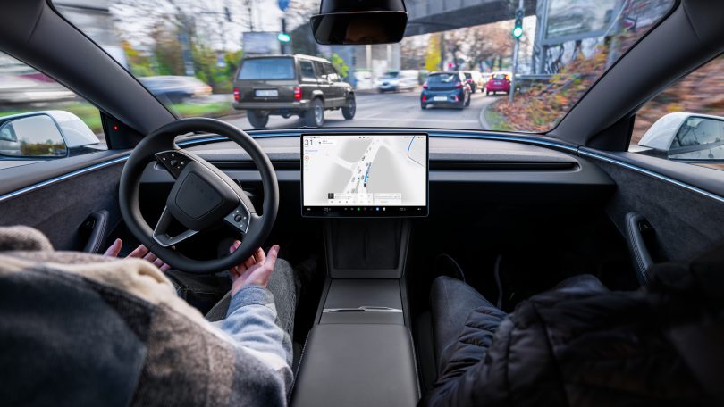 Tesla lancerer Full Self-Driving (under opsyn) i Danmark