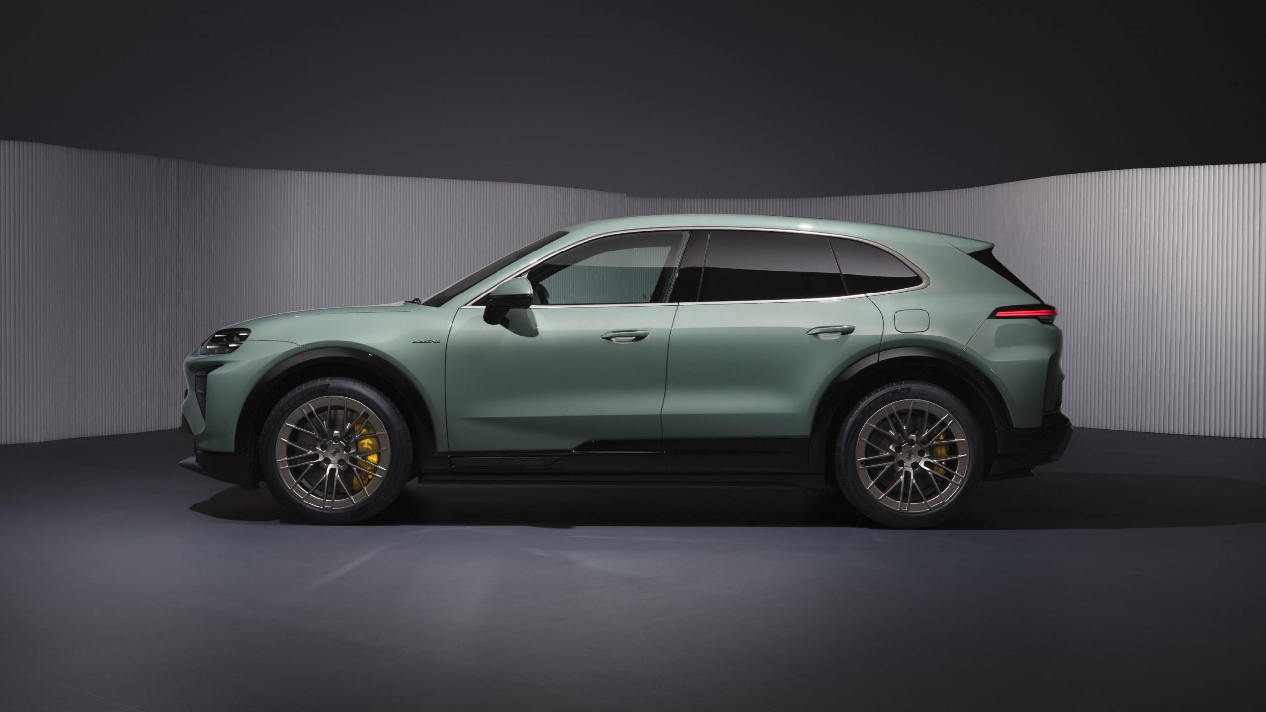 Porsche tør ikke længere satse på elbiler