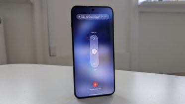 Hvordan slukker jeg min telefon?