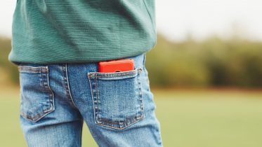 Ny smartphone til børn – uden sociale medier og internet