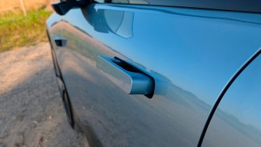 Dødsfælde i elbiler: Nu forbydes udbredt feature