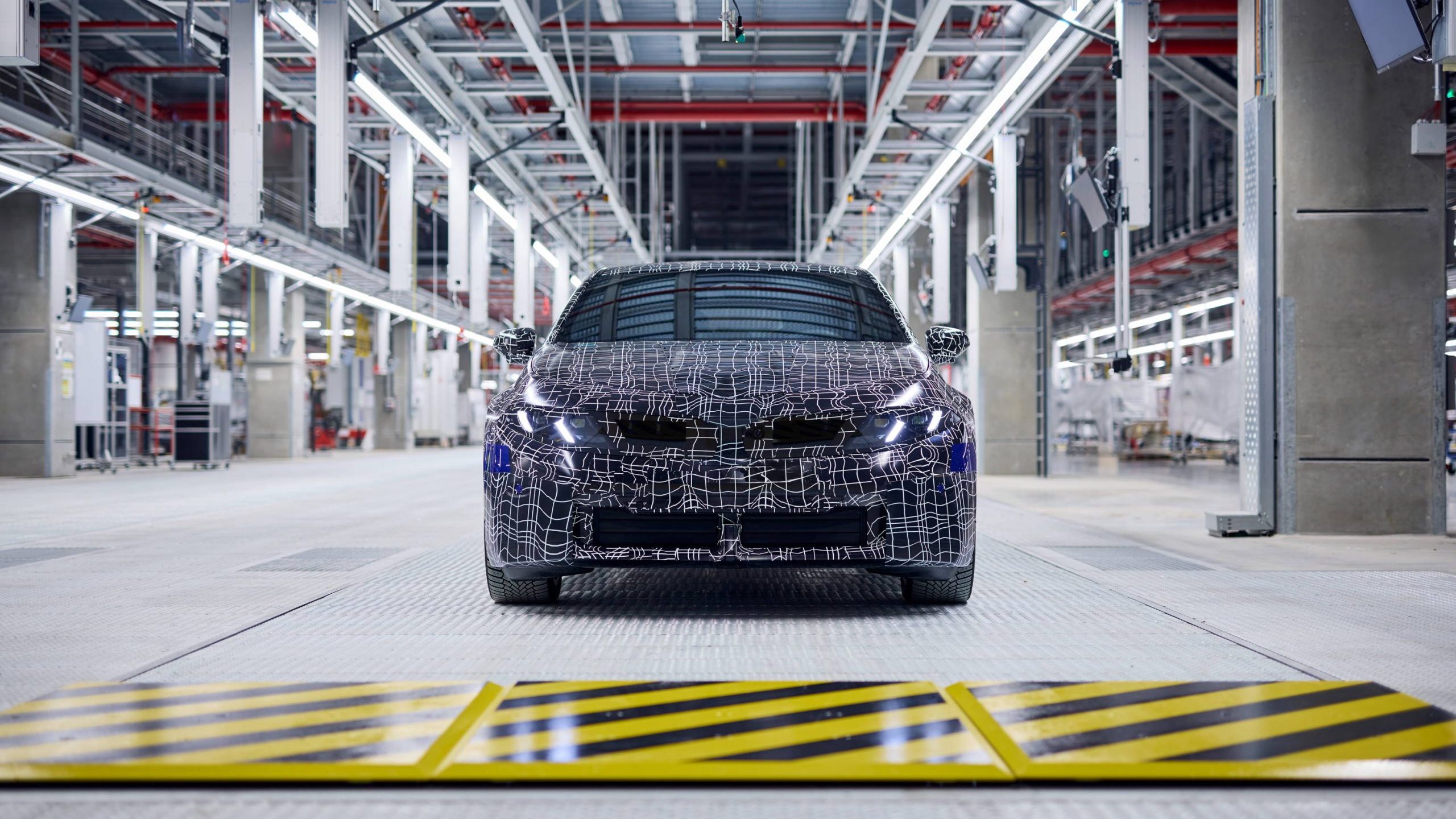 BMW viser ny rækkeviddekonge frem