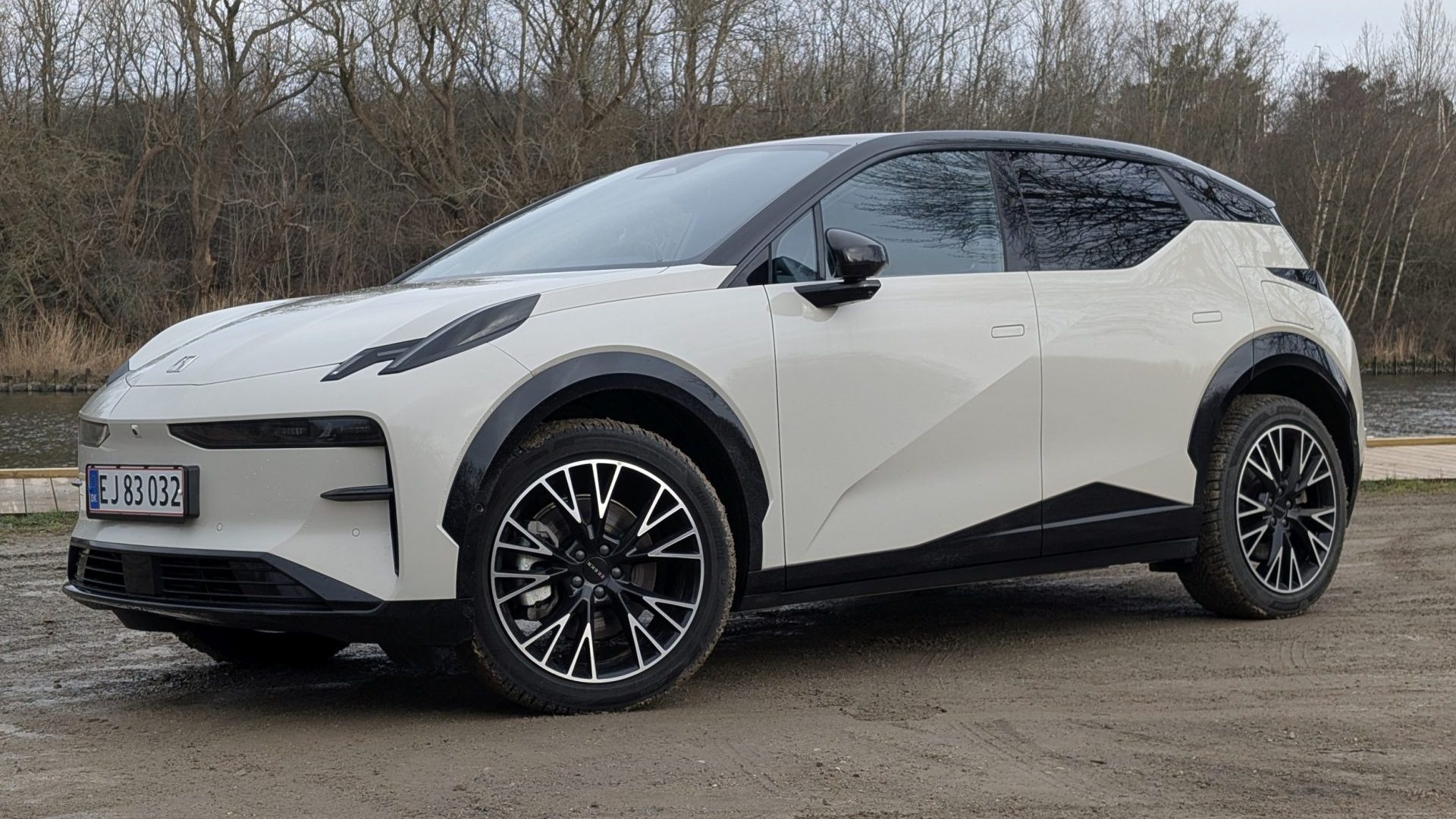 Test af Zeekr X – luksuriøs og lynhurtig SUV med softwareknas