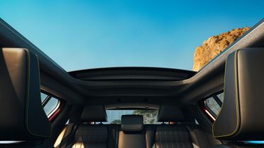 Topløs elbil: Renault 4 kan nu købes med solgaranti