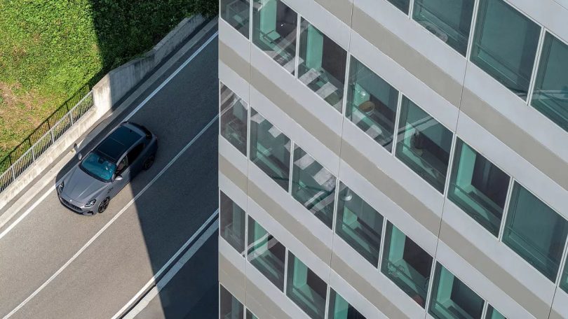 Luksus-elbil falder 500.000 kr. i pris – røverkøb eller ej?