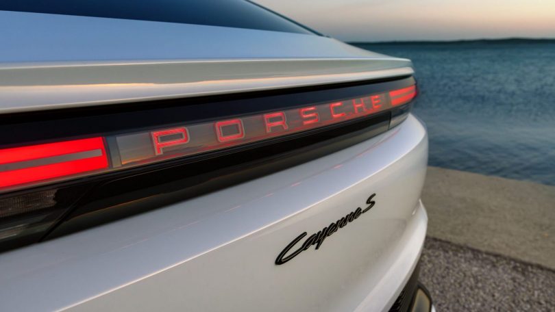 Porsches allerede vanvittige SUV får et coupé-boost