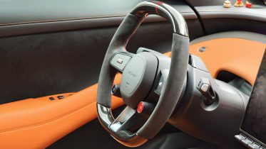 Techgigant hyrer tyske topingeniører til elbiler