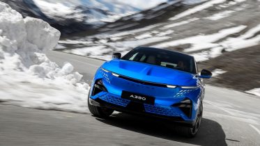 Elbiler fra Alpine lander i Danmark: Her er priserne