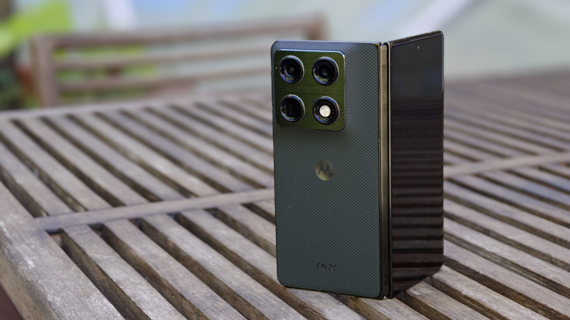 Test af Motorola Razr Fold – en fantastisk foldbar mobil