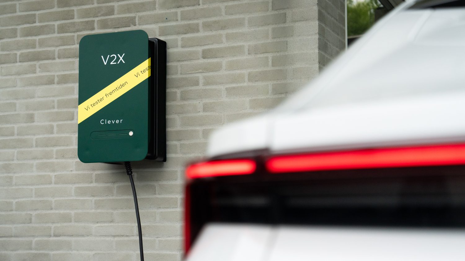 Clever gør klar til V2X i Danmark – nu er testen i gang