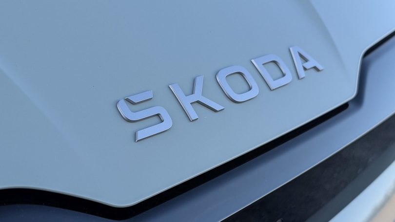 Skoda frister med tilbud: Et års gratis opladning og ladeboks