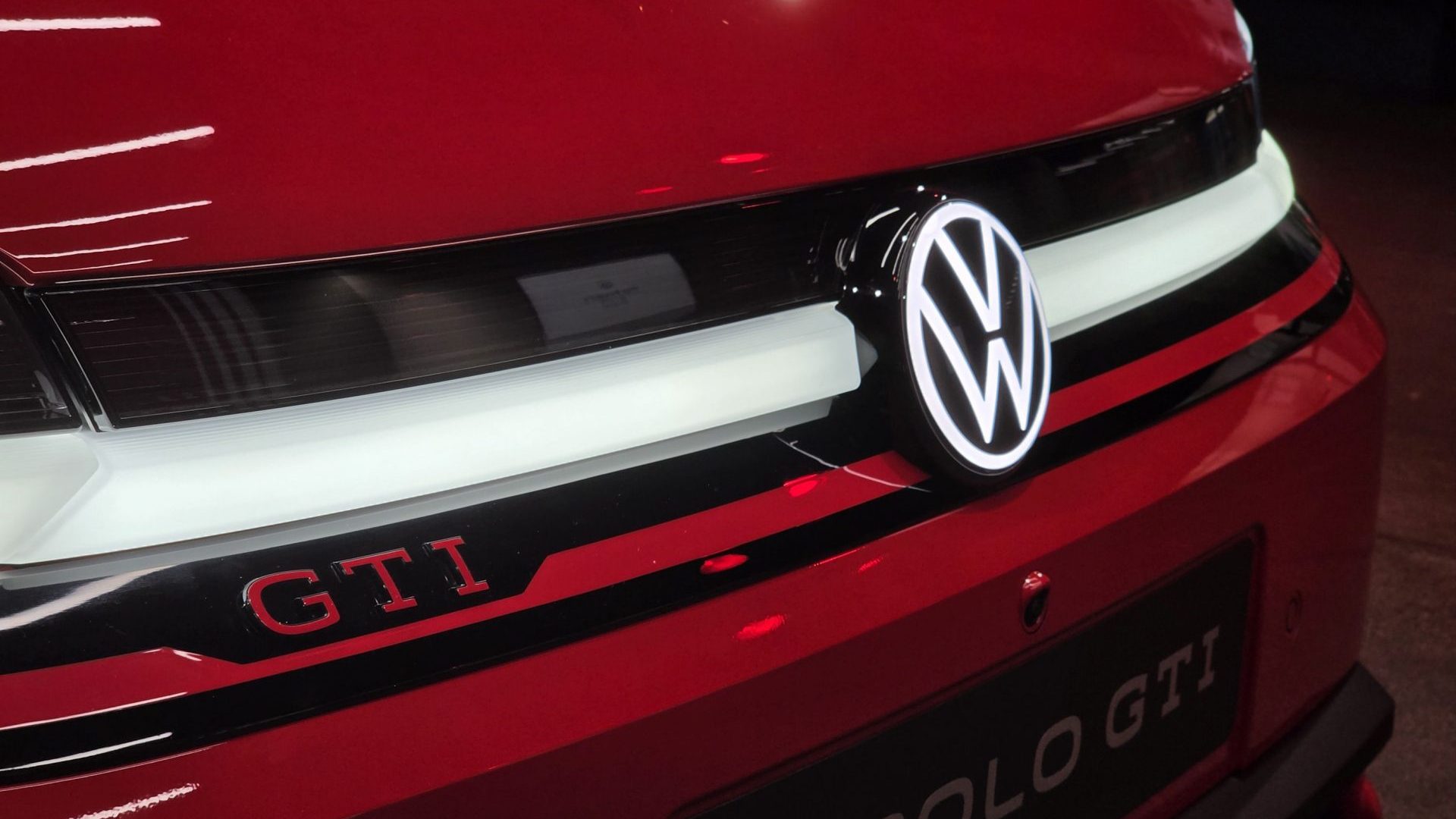 VW i stor AI-satsning: Vil slå Tesla på selvkørende teknologi
