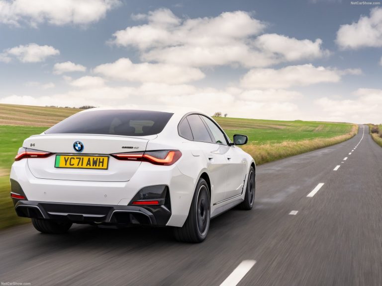 BMW i4 - Mobilsiden.dk