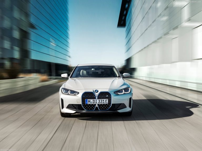 BMW i4 - Mobilsiden.dk