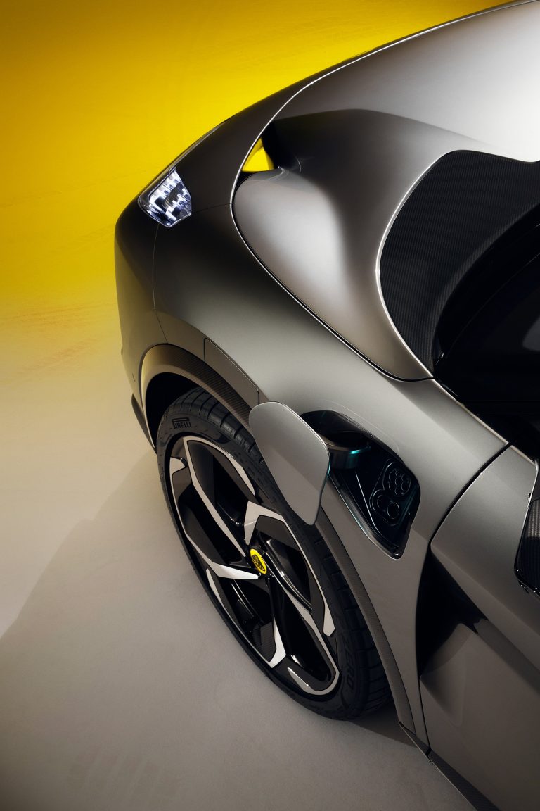 Lotus Eletre - Mobilsiden.dk