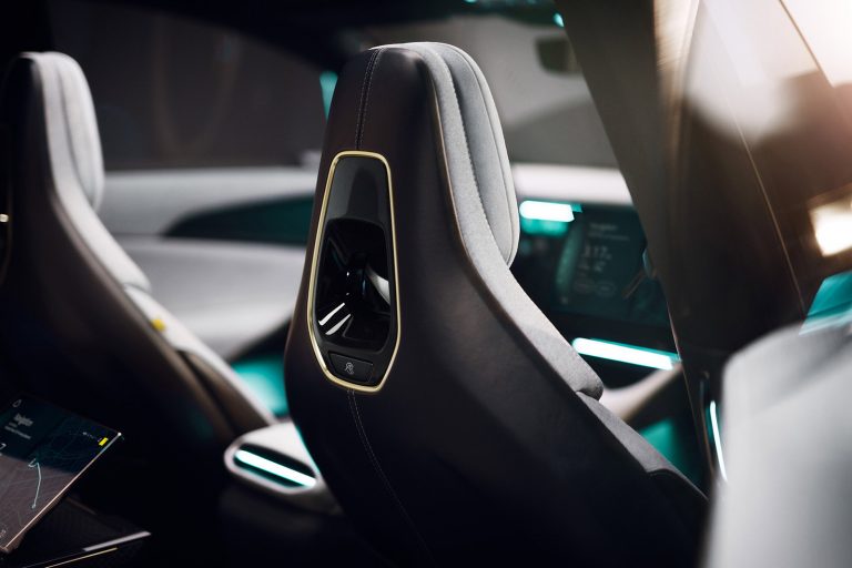 Lotus Eletre - Mobilsiden.dk