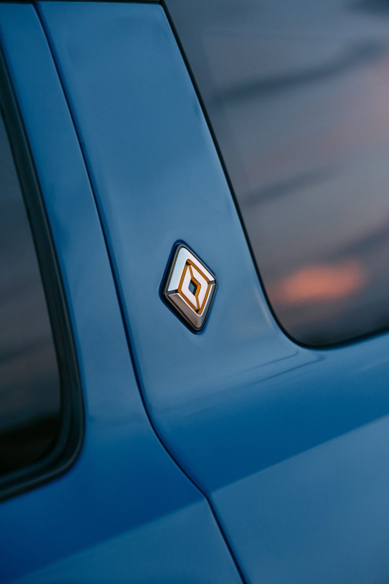 Rivian R1S - Mobilsiden.dk