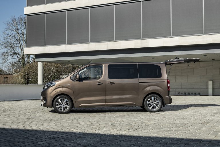 Toyota Proace Verso Electric - Mobilsiden.dk