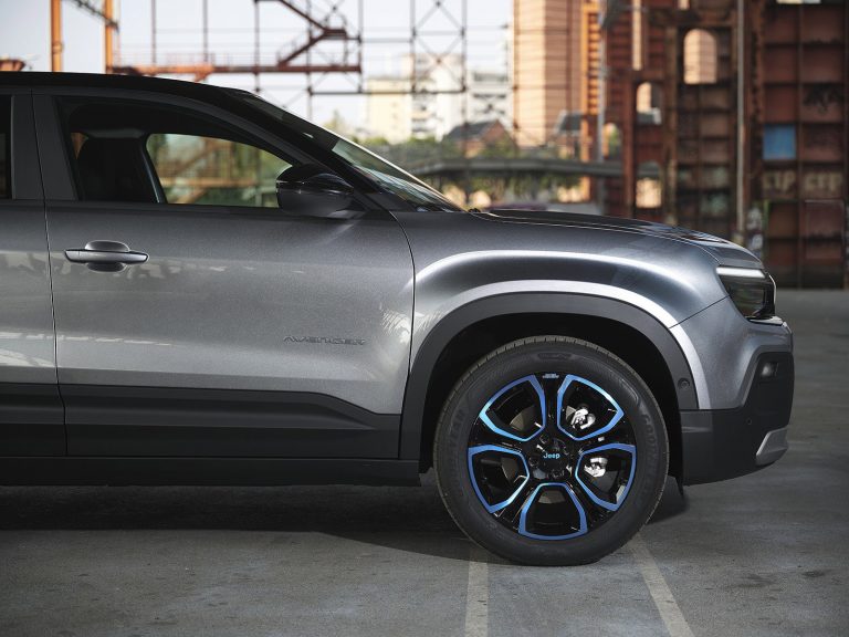 Jeep Avenger - Mobilsiden.dk