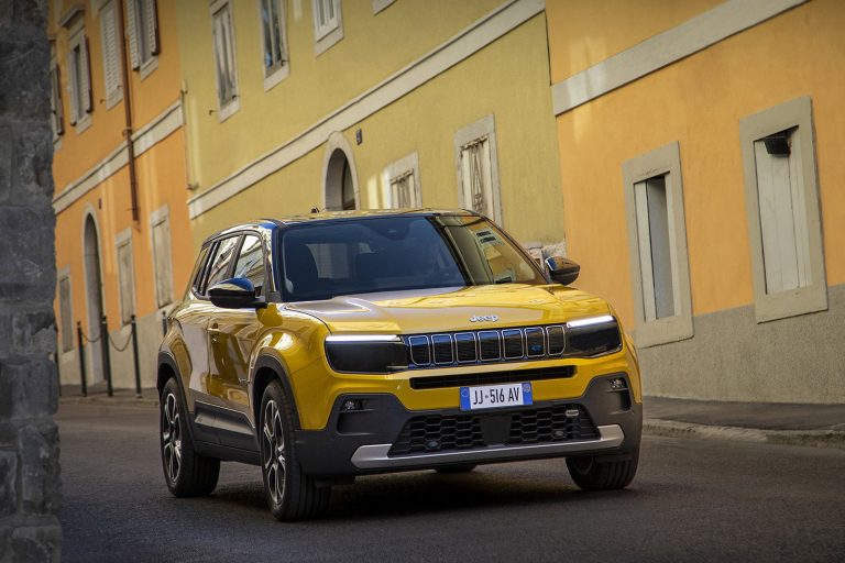 Jeep Avenger - Mobilsiden.dk