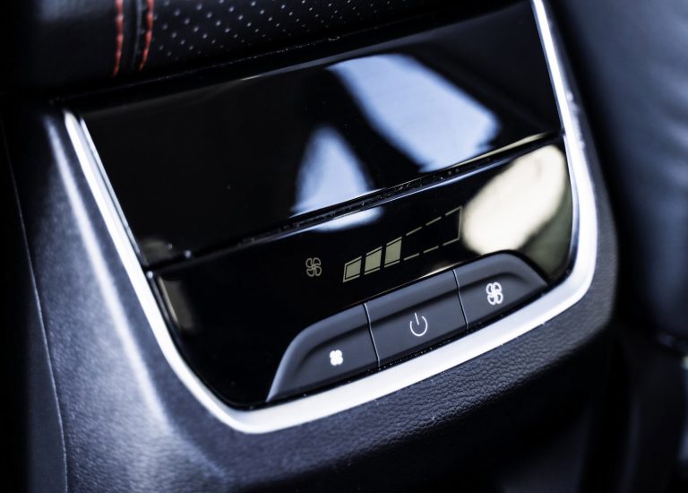 Maxus Euniq5 - Mobilsiden.dk