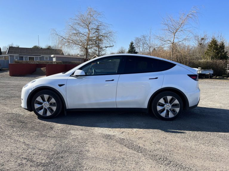 Tesla Model Y - Mobilsiden.dk